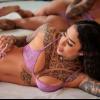 Sarah Lee 24 Jahre jung und so Süß. Bild