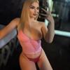 Alice feucht, geil und sexy wartet auf dich. Bild