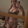 Tina, heiße blonde Frau. Bild