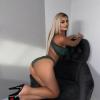Tamara, hübsche blonde Frau von 20 Jahren. Bild