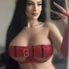 Amira, mit 80 E Busen. Bild