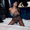 Deine exotische Schönheit Ebony Naomi. Bild
